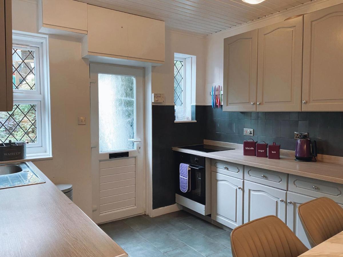 Macleen Cottage Арочар Екстериор снимка